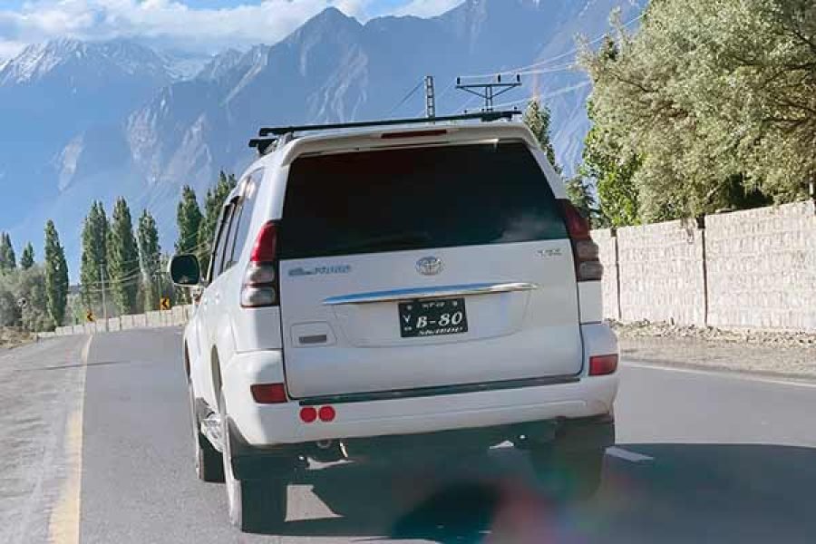 Toyota Prado 4×4 within Skardu
